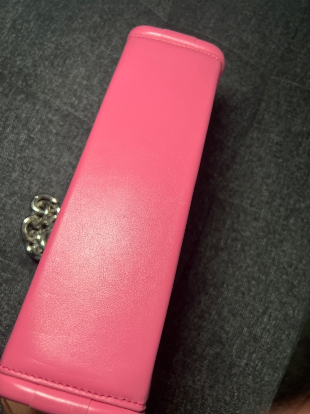 Behno Hot Pink Leather Shoulder Bag with Silver Chain - Picture 5 of 11